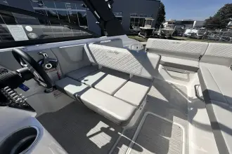Thumbnail von Sea Ray SDX 250 Surf
