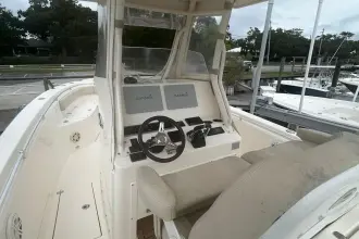 Thumbnail von Cobia 296 Center Console