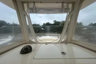 Thumbnail von Cobia 296 Center Console