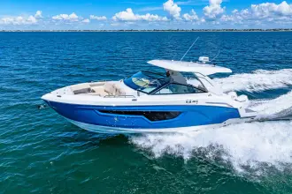 Thumbnail von Cruisers Yachts 34 GLS