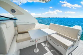 Thumbnail von Cruisers Yachts 34 GLS