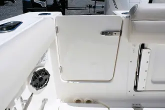Thumbnail von Boston Whaler 330 Outrage