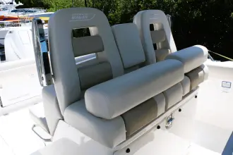 Thumbnail von Boston Whaler 330 Outrage