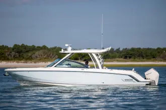 Thumbnail von Boston Whaler 320 Vantage