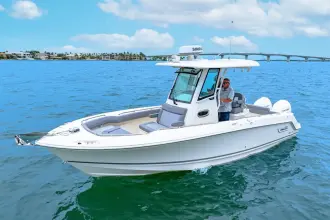 Thumbnail von Boston Whaler 250 Outrage