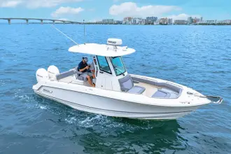 Thumbnail von Boston Whaler 250 Outrage