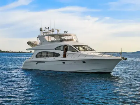 Hatteras 72 Cockpit Motor Yacht BELLISSIMO