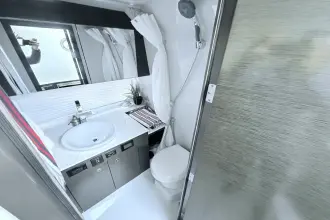 Thumbnail von Cruisers Yachts 38 GLS