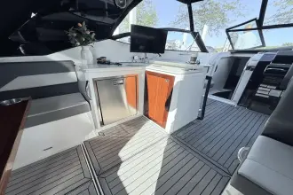 Thumbnail von Cruisers Yachts 38 GLS