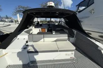 Thumbnail von Cruisers Yachts 38 GLS