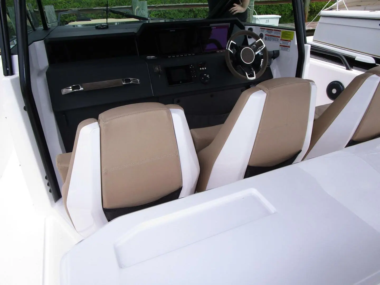 Thumbnail von Axopar 37 Sun Top T/T GRACE