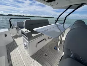 Thumbnail von Cruisers Yachts 38 VTR