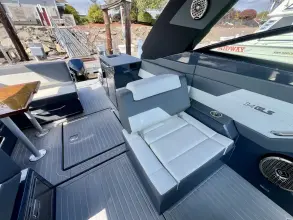 Thumbnail von Cruisers Yachts 34 GLS OB