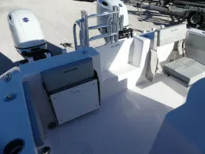 Thumbnail von Twin Vee Powercats 260