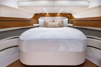 Thumbnail von Tiara Yachts 56LS