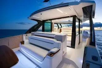 Thumbnail von Tiara Yachts 56LS