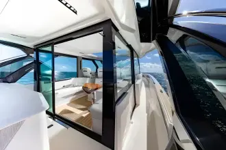 Thumbnail von Tiara Yachts 56LS