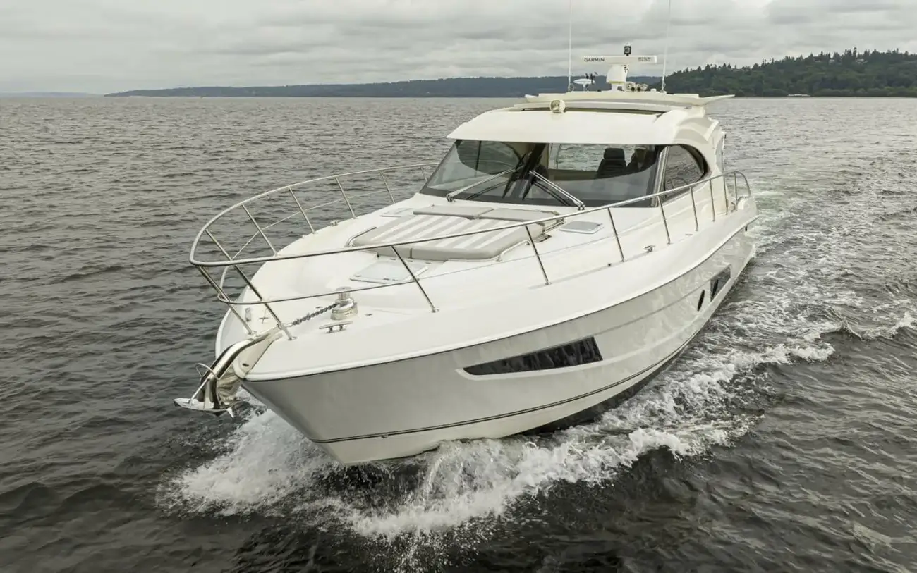 Thumbnail von Riviera 48 Lucky Dog