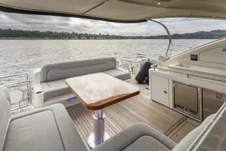 Thumbnail von Riviera 48 Lucky Dog