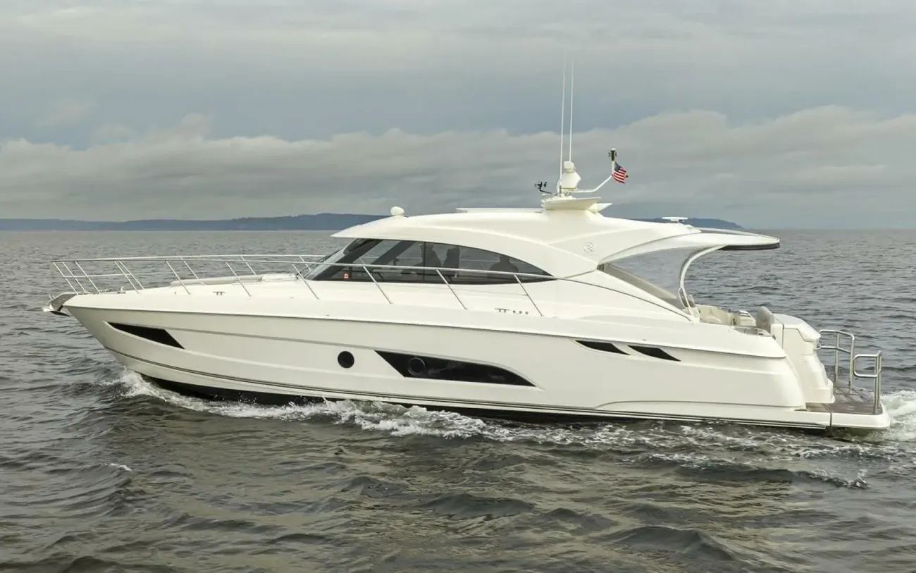 Thumbnail von Riviera 48 Lucky Dog