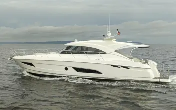 Thumbnail von Riviera 48 Lucky Dog