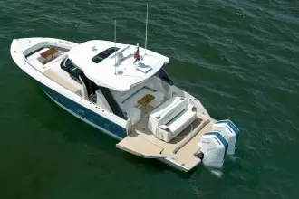 Thumbnail von Tiara Yachts 39 LS