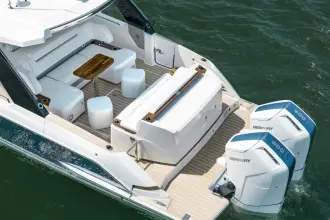 Thumbnail von Tiara Yachts 39 LS