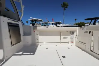 Thumbnail von Boston Whaler 285 Conquest Pilothouse