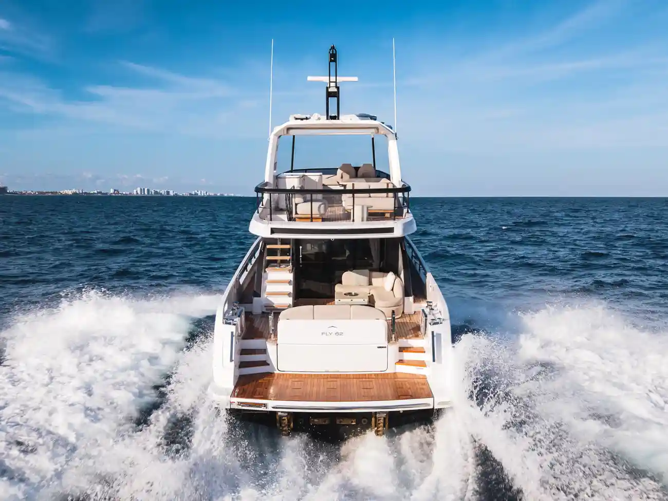 Thumbnail von Azimut 62