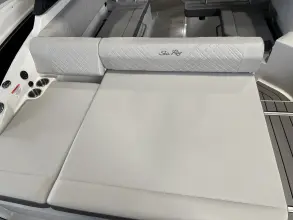 Thumbnail von Sea Ray Sundancer 270
