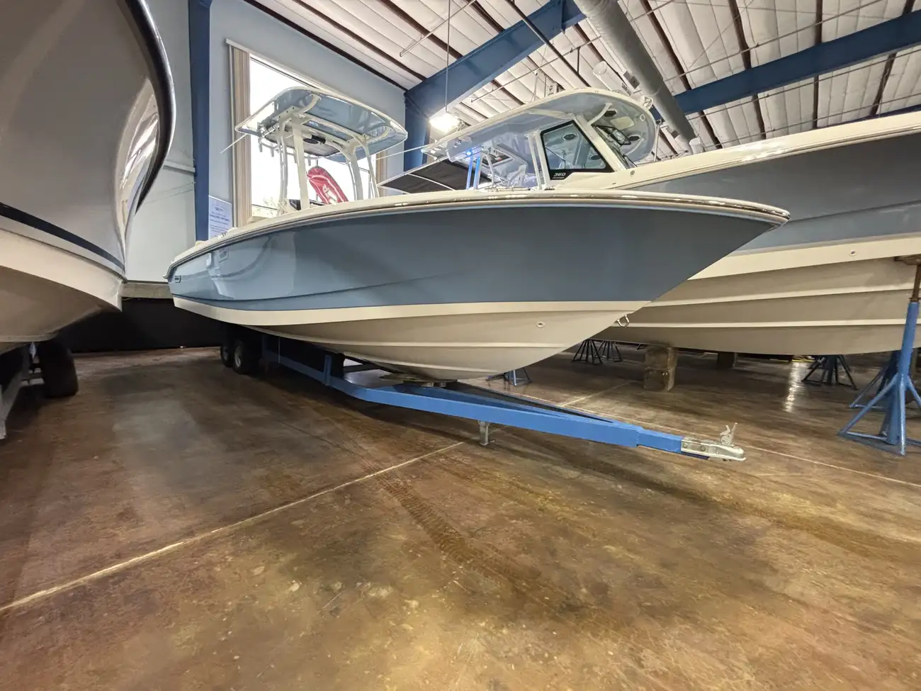 Boston Whaler 250 Dauntless