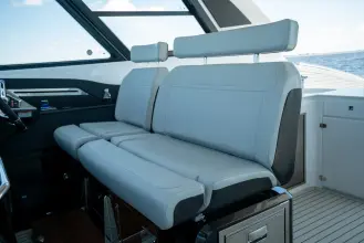 Thumbnail von Cruisers Yachts 50 GLS OB