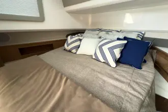 Thumbnail von Cruisers Yachts 50 GLS OB