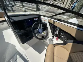 Thumbnail von Sea Ray SPX 210 Außenborder