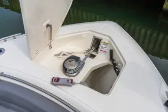 Thumbnail von Boston Whaler 330 Outrage