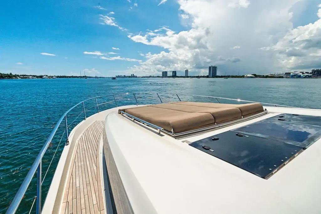 Thumbnail von Prestige 750