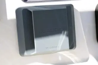 Thumbnail von Boston Whaler 210 Montauk