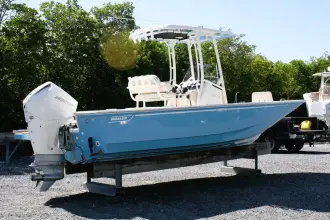 Thumbnail von Boston Whaler 210 Montauk