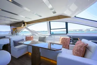 Thumbnail von Cruisers Yachts 60 FLY