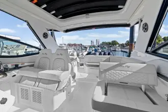 Thumbnail von Sea Ray 320 Sundancer Outboard