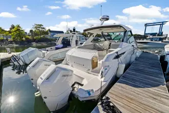 Thumbnail von Sea Ray 320 Sundancer Outboard