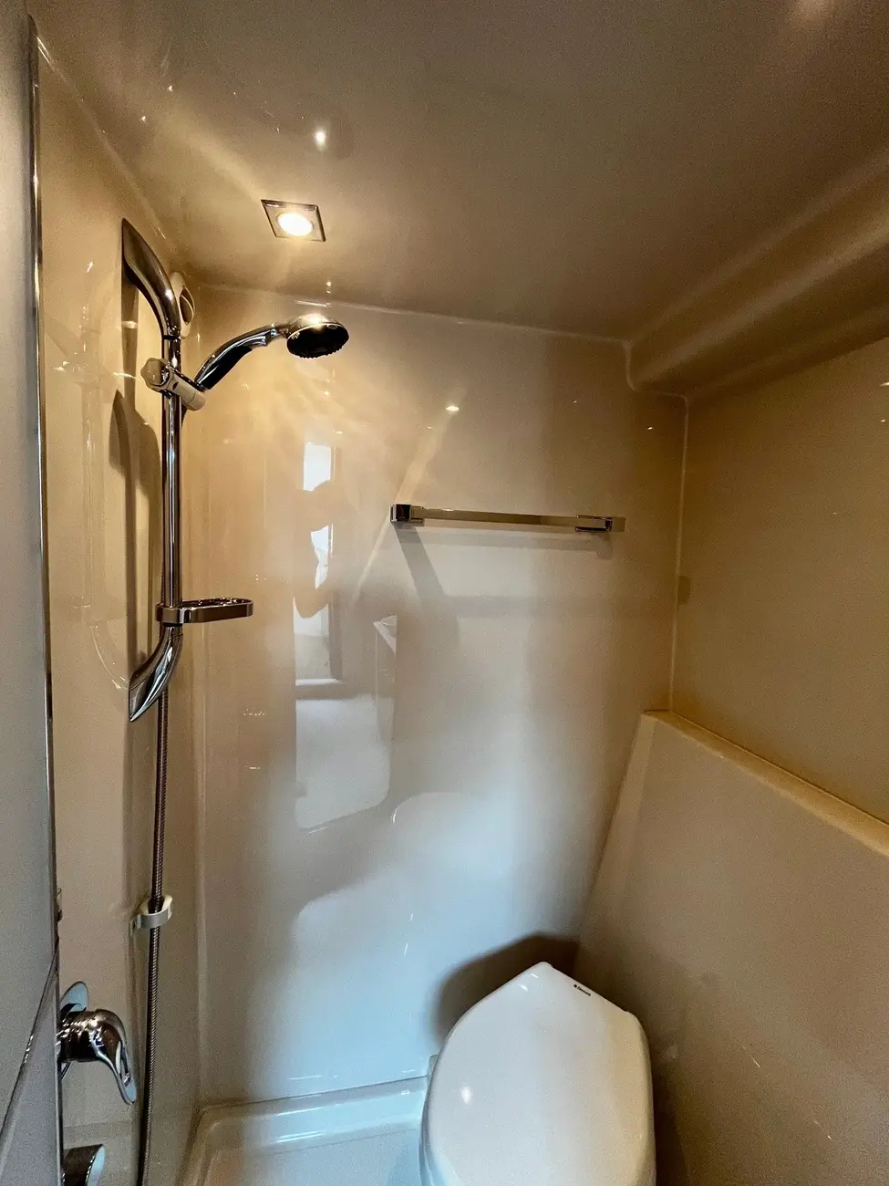 Thumbnail von Cruisers Yachts 41 Cantius