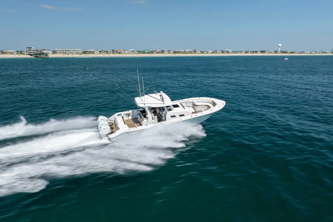 Thumbnail von Edgewater 370 CC