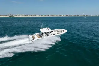 Thumbnail von Edgewater 370 CC