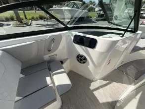 Thumbnail von Sea Ray SDX 250 fuera de borda