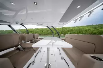 Thumbnail von Cruisers Yachts 38 VTR