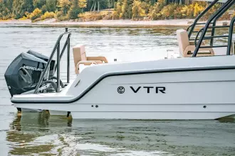 Thumbnail von Cruisers Yachts 38 VTR