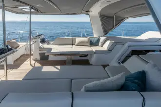 Thumbnail von Beneteau Oceanis Yacht 54