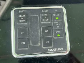 Thumbnail von Carrera Boats 32 Center Console