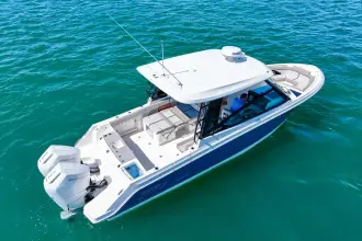 Thumbnail von Boston Whaler 330 Vantage